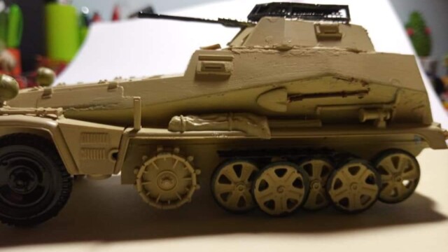 Tian Pustovrh Nemški Sd.kfz.250/9 DAK1:35