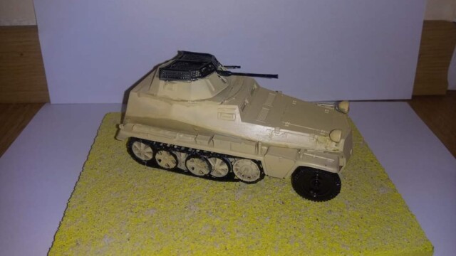 Tian Pustovrh Nemški Sd.kfz.250/9 DAK1:35